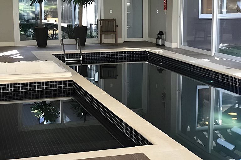 206/2 apto luxo com piscina aquecida