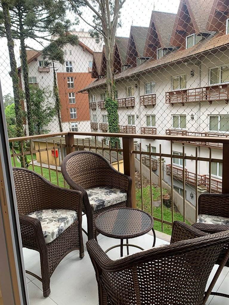 206/2 apto luxo com piscina aquecida