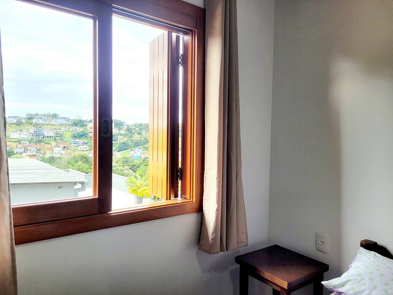 Casa vista das colinas